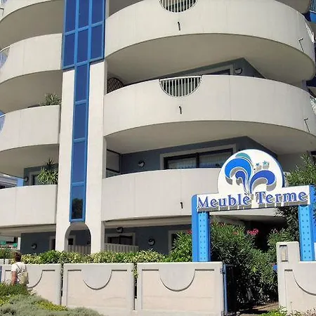 아파트 Meubleterme *